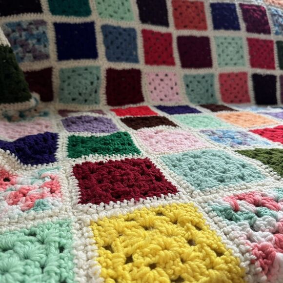 Homemade Knitted Crochet Granny Square Throw Afghan Blanket White 74x56 Roseanne - Picture 4 of 10